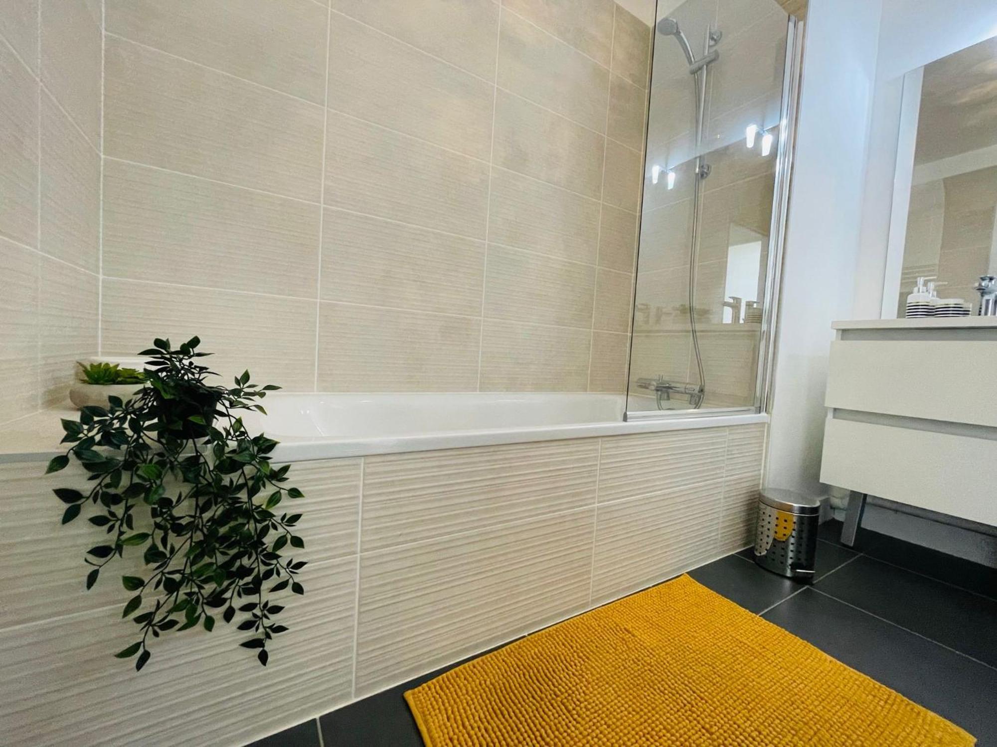 Splendide Duplex Saint-michel - Terrasse & Garage - 4,91 Sur 5 Avec 90 Avis Apartment Bordeaux