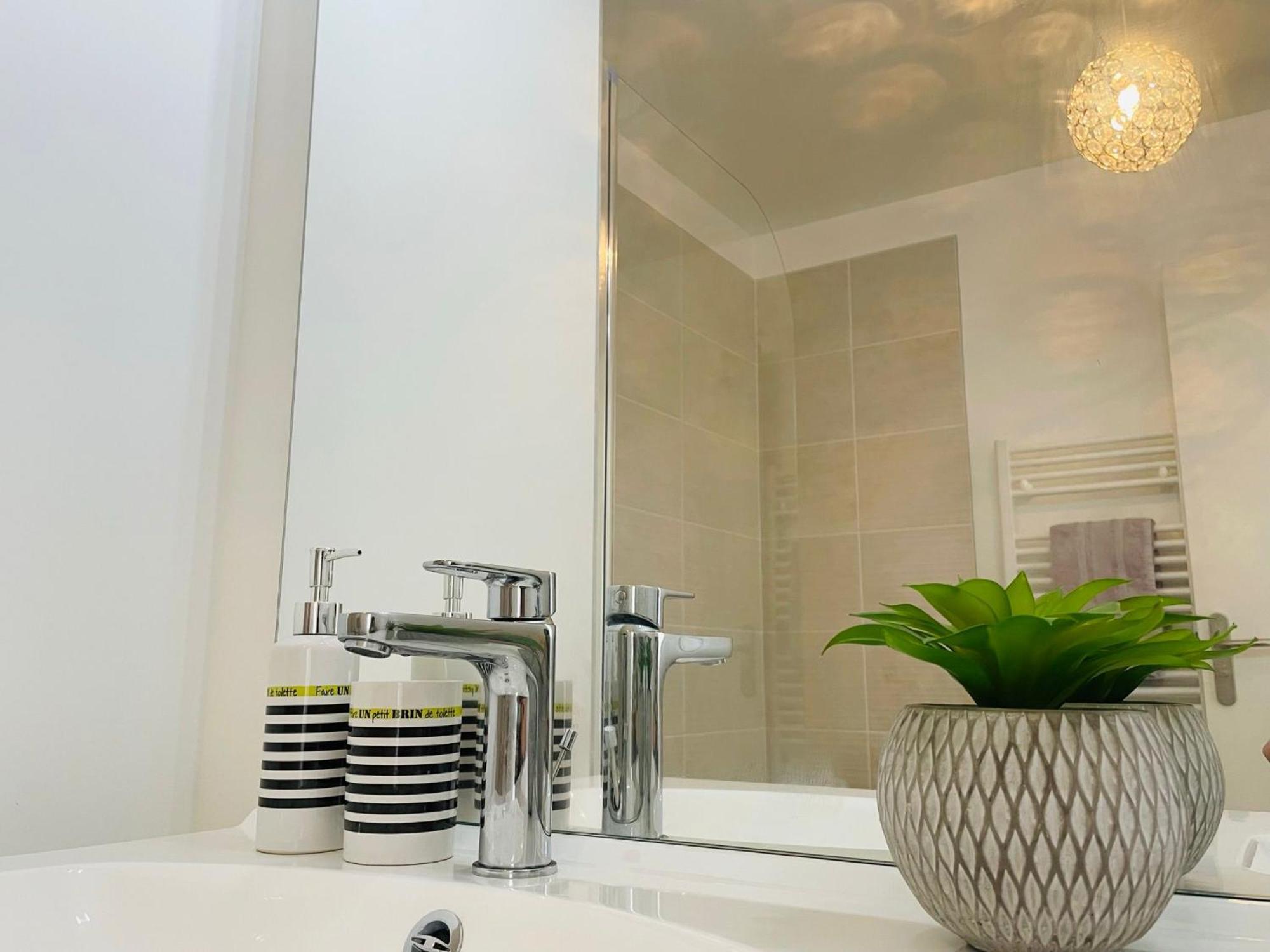 Splendide Duplex Saint-michel - Terrasse & Garage - 4,91 Sur 5 Avec 90 Avis Apartment *