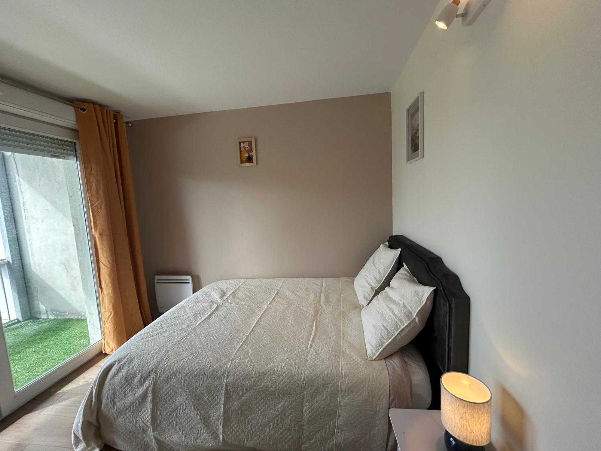 Appartement Large Bright T4, Tram, Parking Bordeaux