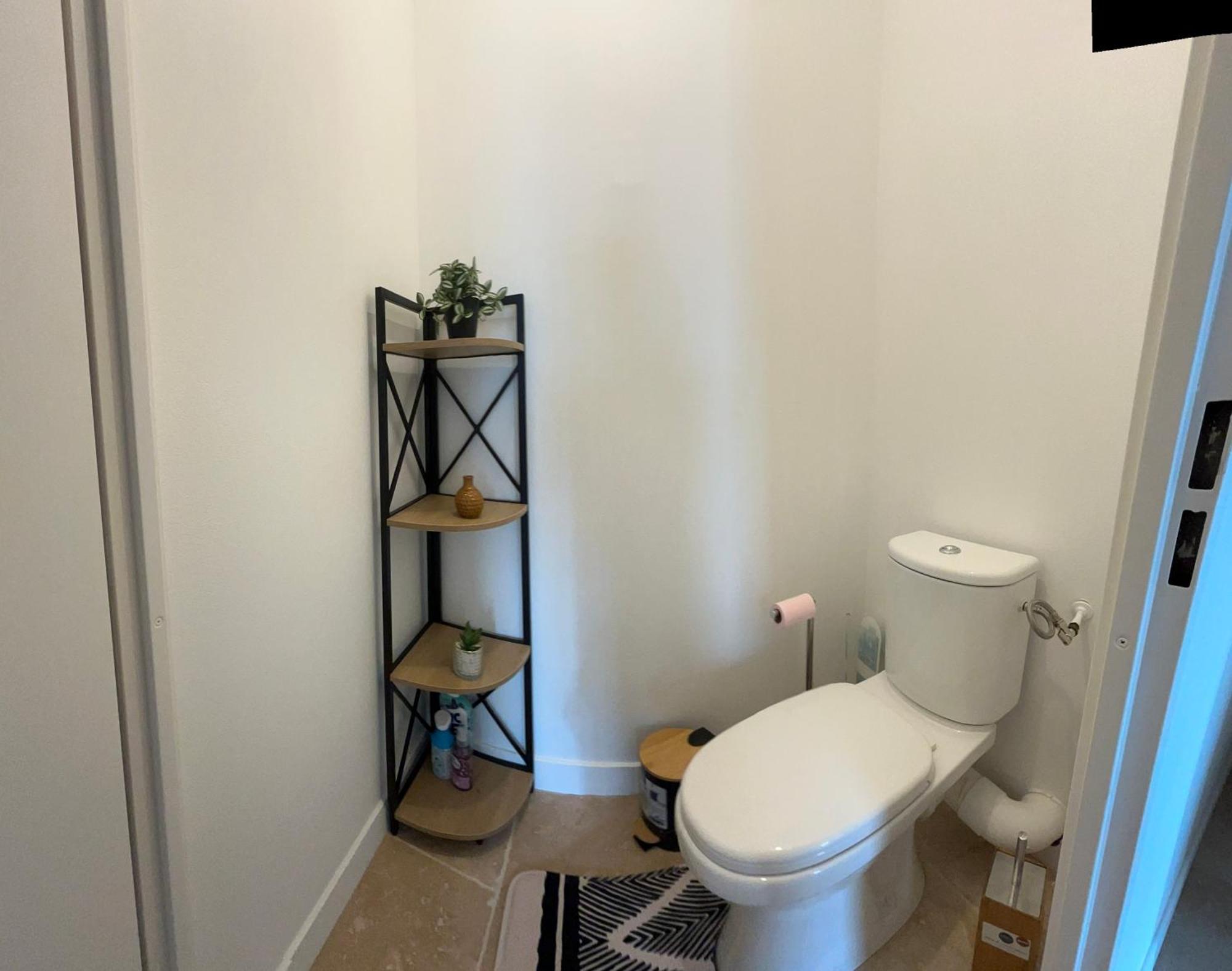 Large Bright T4, Tram, Parking Apartment *