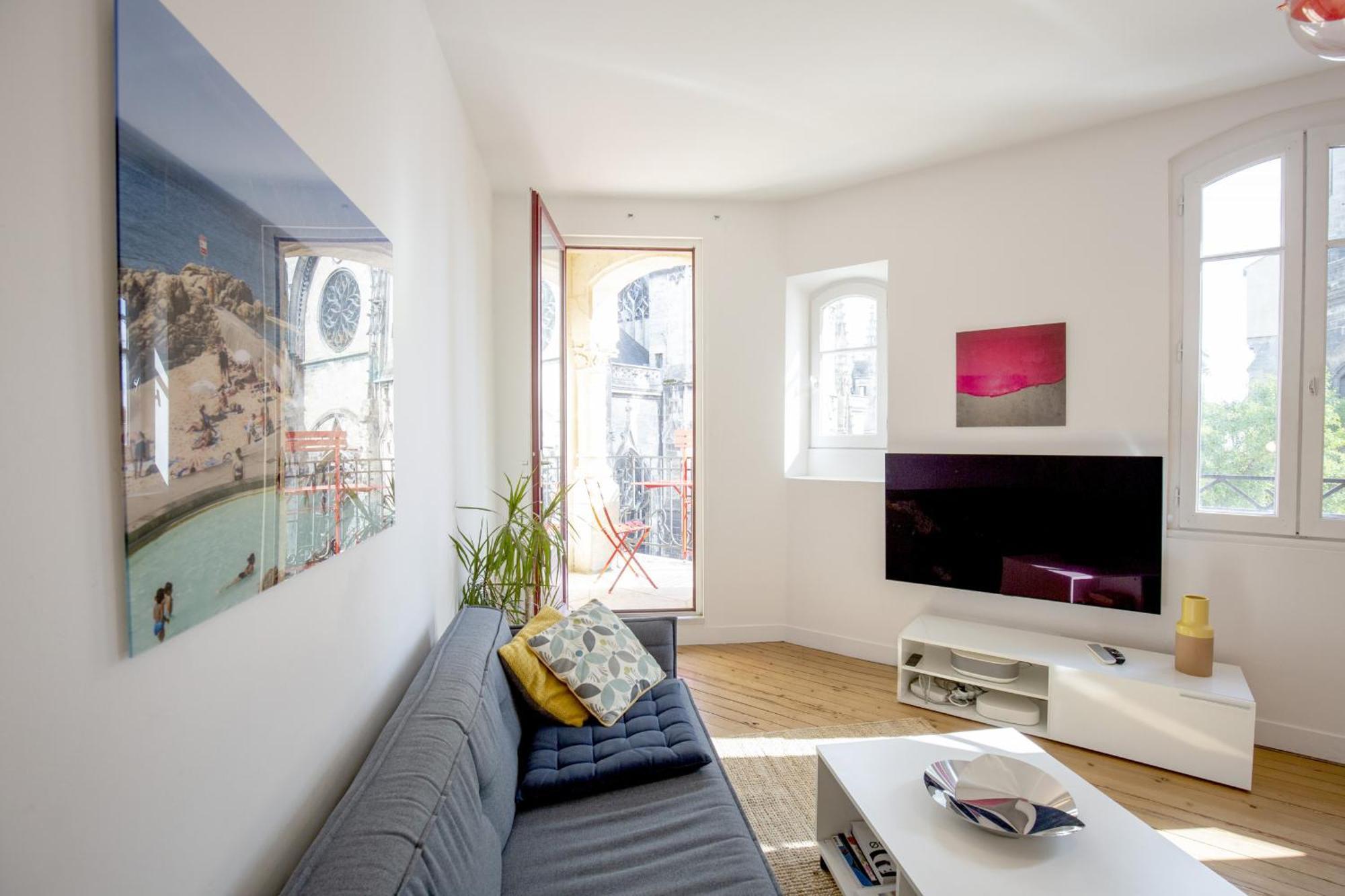 Appartement Place Saint Michel Bordeaux