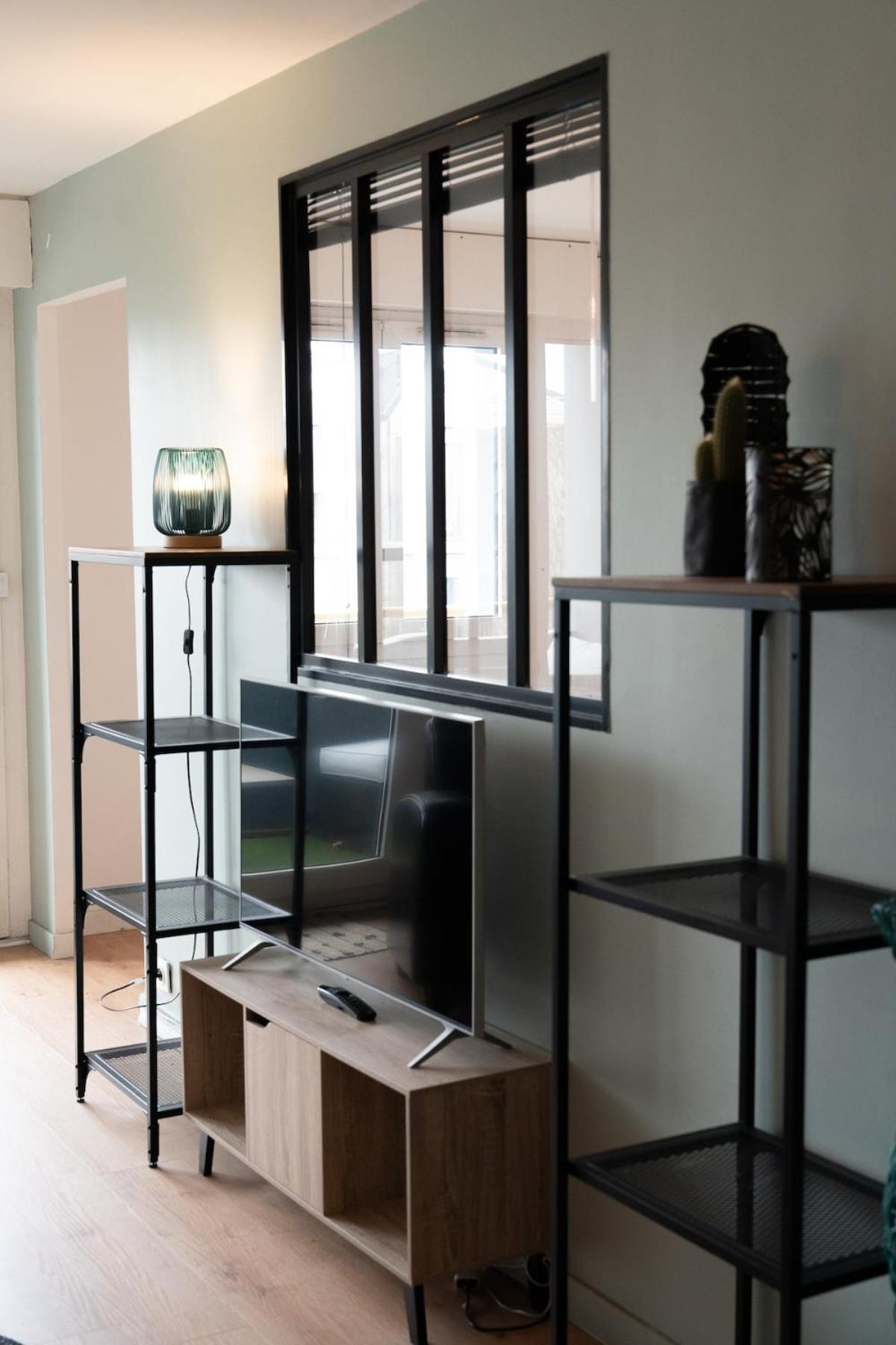 1 Chambre, Terrasse, Proche Tram Bordeaux