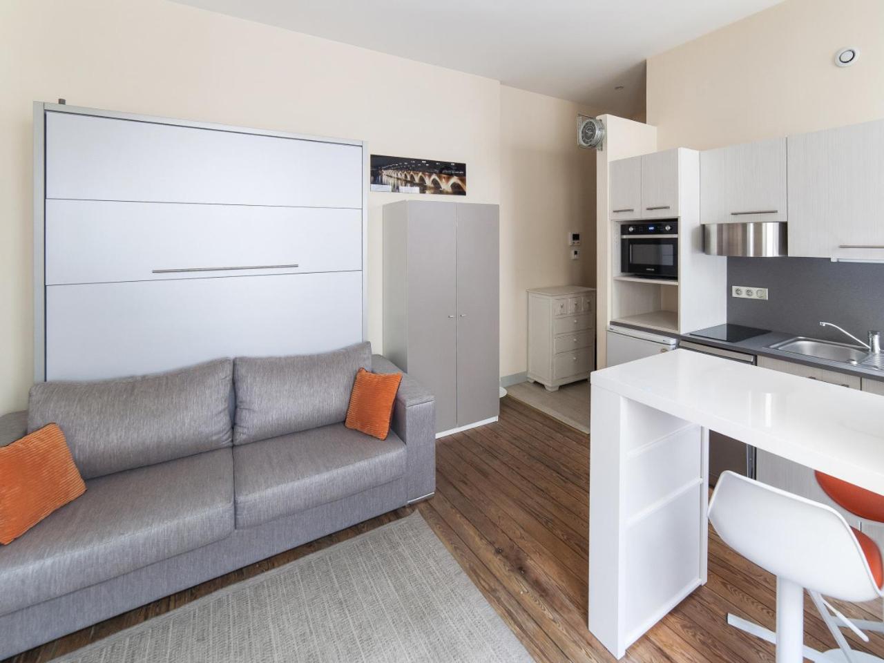 Studio Triangle D'or Apartment *