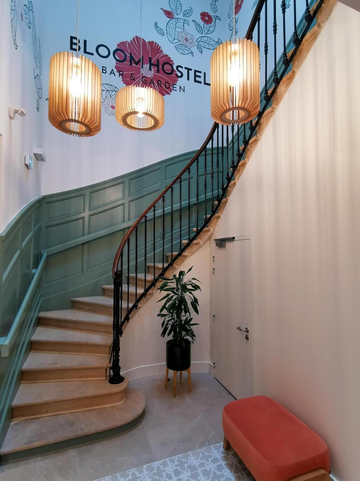 Bloom Bar & Garden Hostel Bordeaux