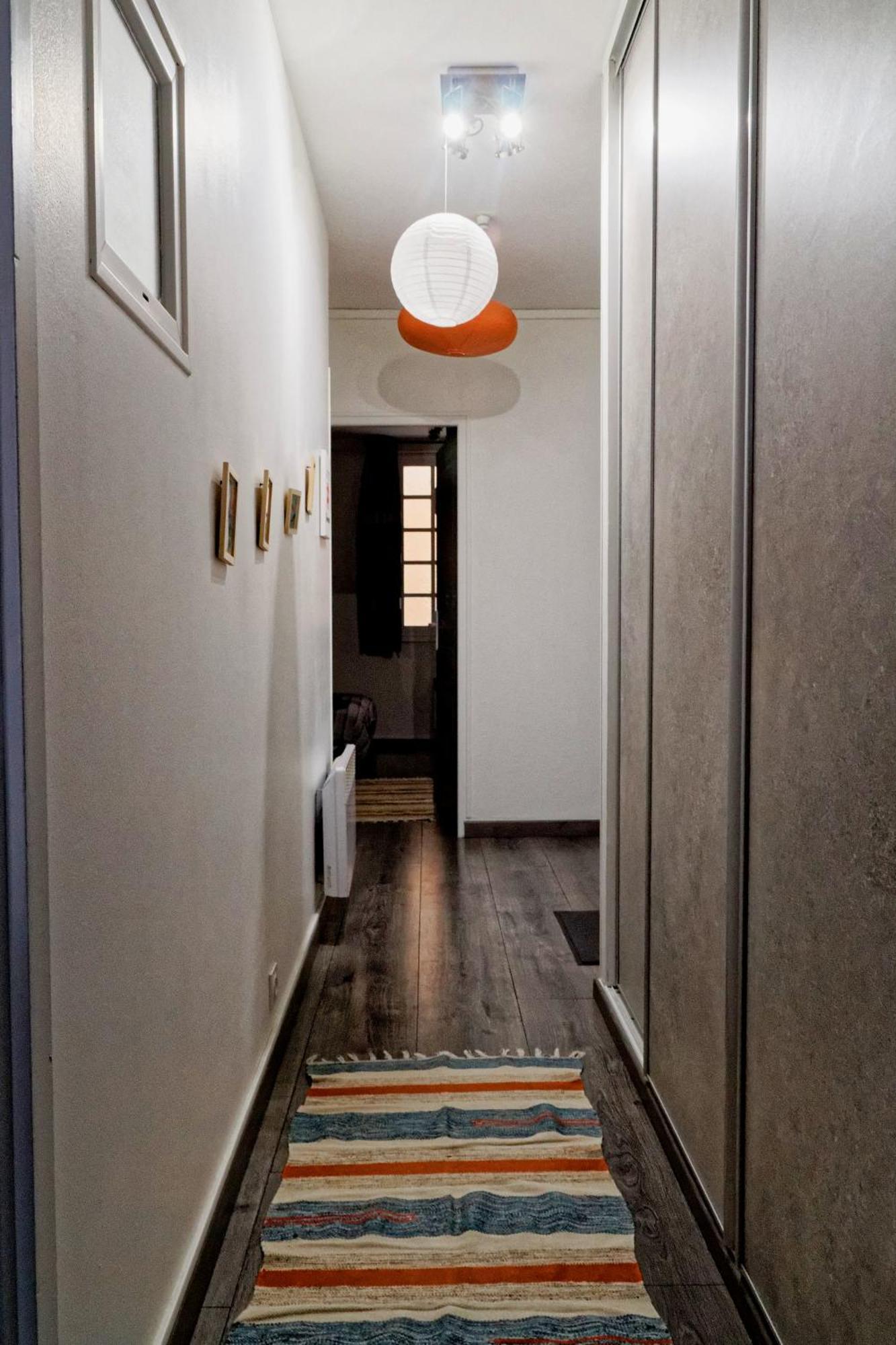 Apartment Avec Vue Rue Ste Catherine