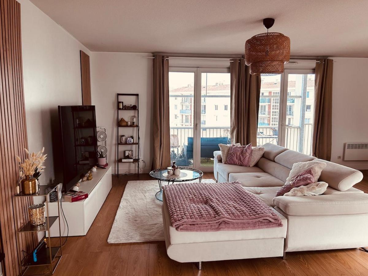 Apartment T3 Avec Grand Balcon Bordeaux