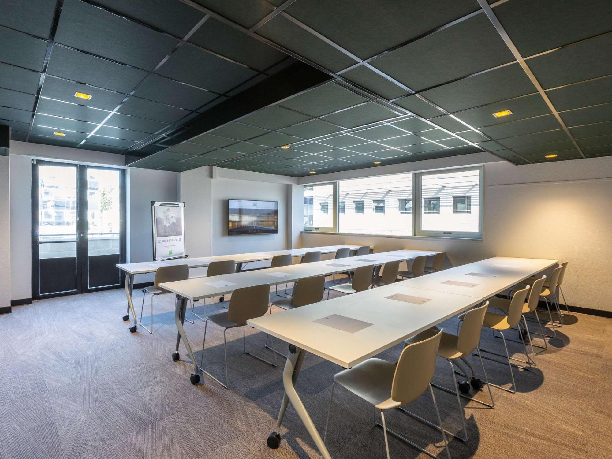 Ibis Styles Centre Meriadeck Hotel