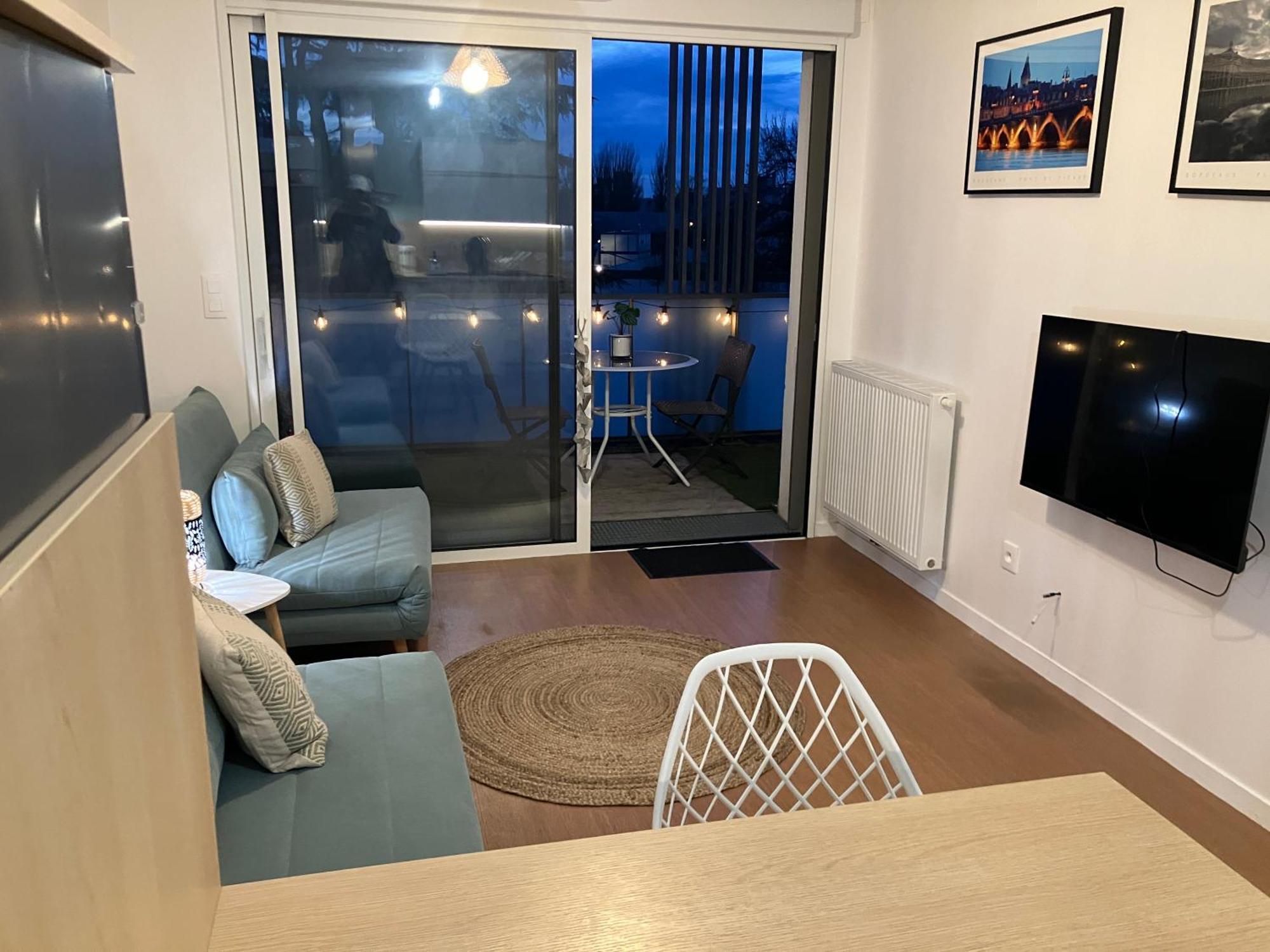T2 Cosy Terrasse 13m2 Bordeaux