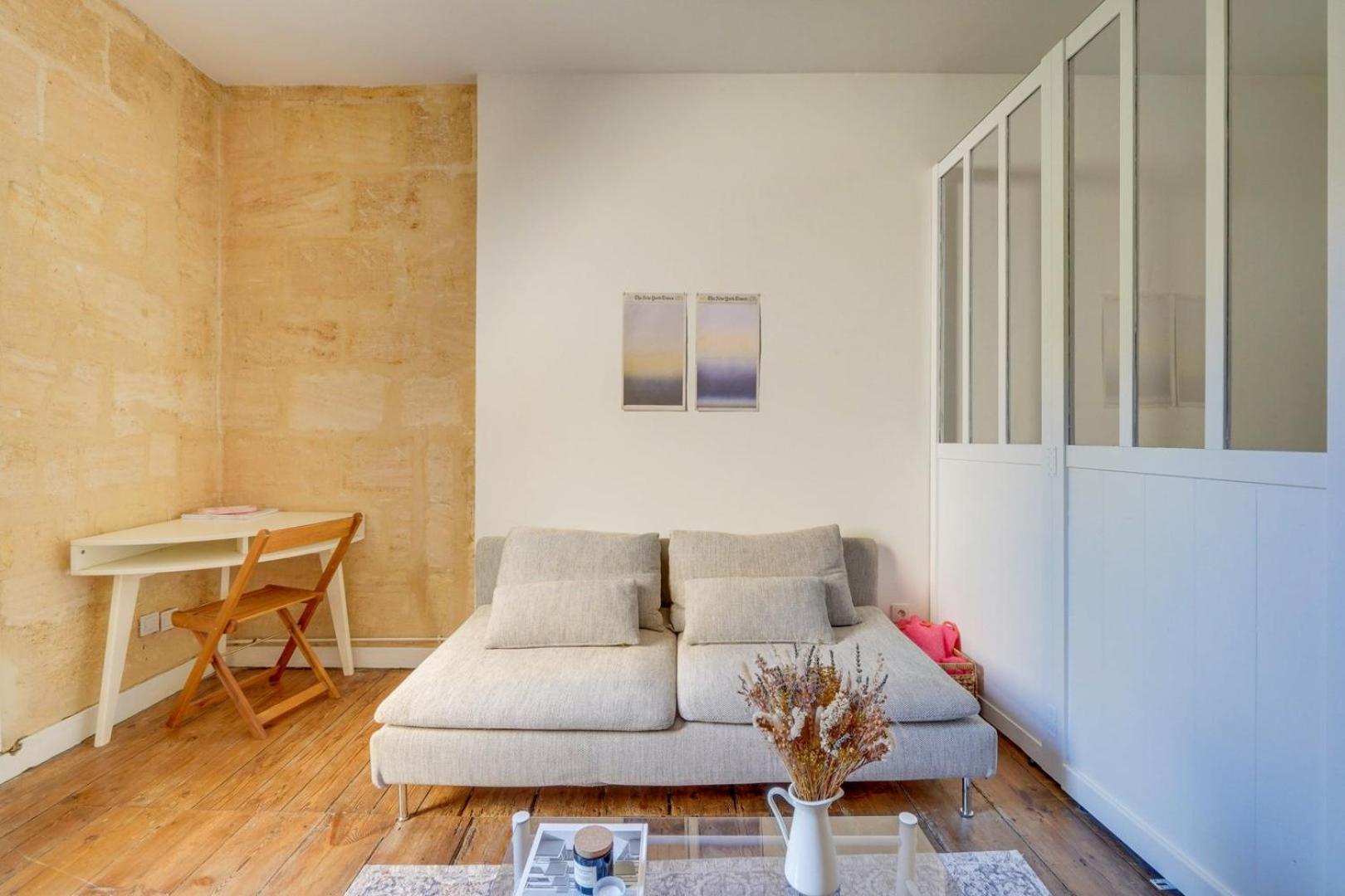 Apartment Spacieux Avec Pierre Apparente