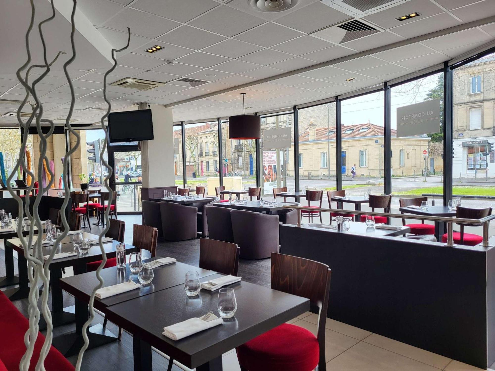 Hotel Ibis Styles Centre Meriadeck 3*