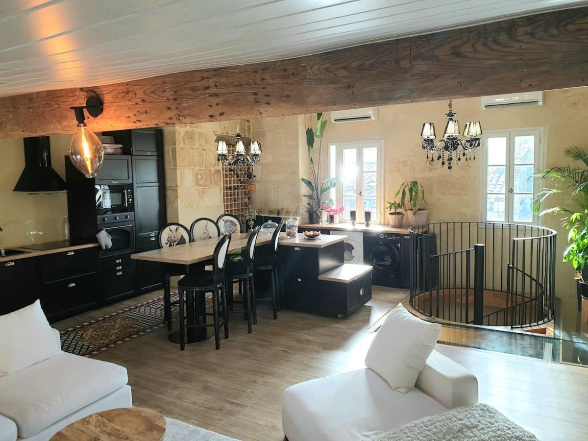 Joli Duplex Au Coeur De Saint Pierre * Bordeaux