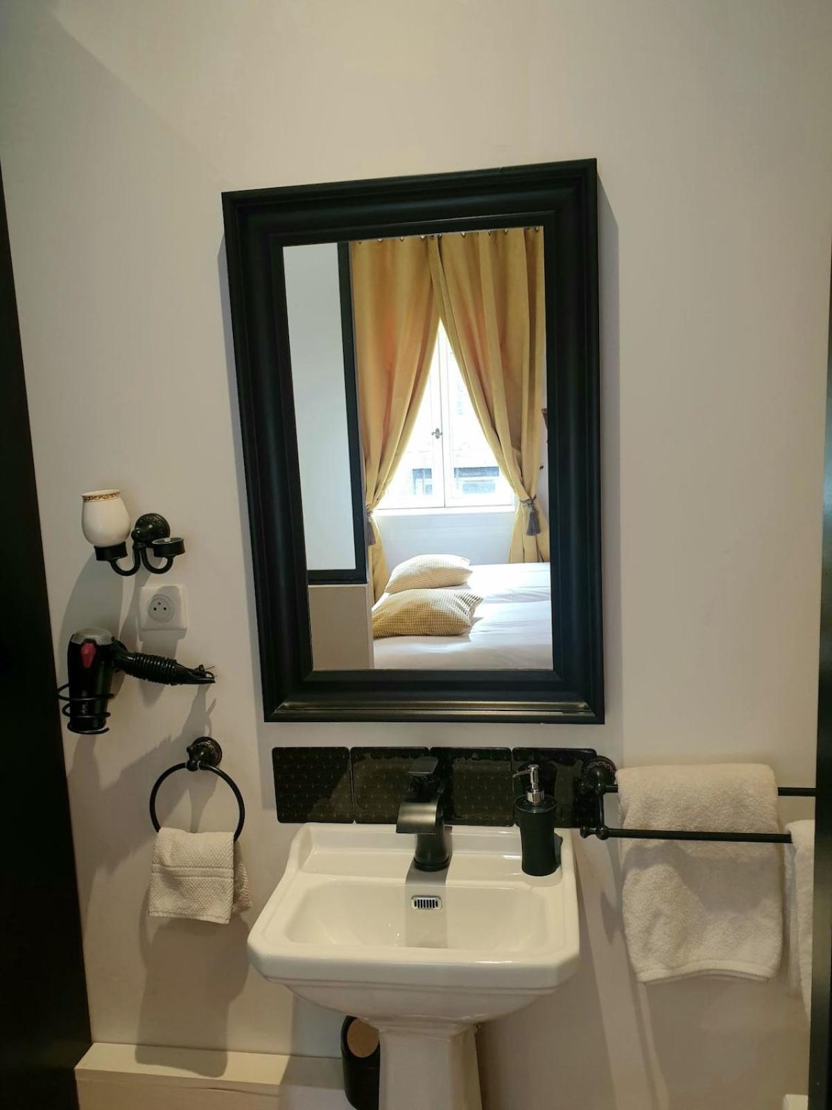 Joli Duplex Au Coeur De Saint Pierre Apartment *