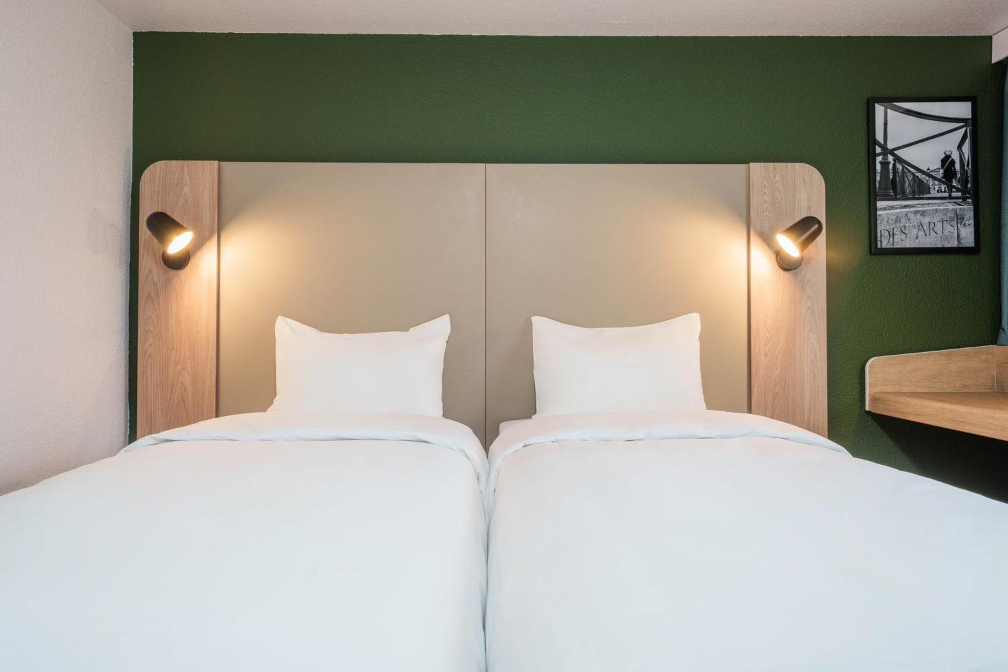 Hotel Campanile - Le
