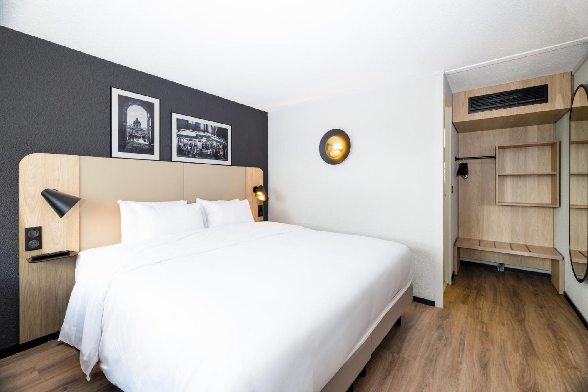 Hotel Campanile - Le