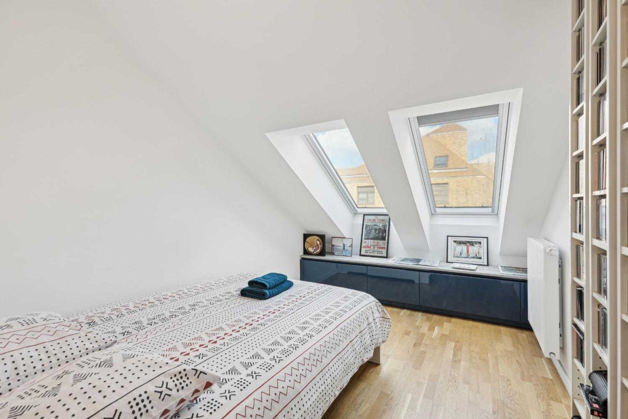 Spacious And Bright Apartment Bordeaux