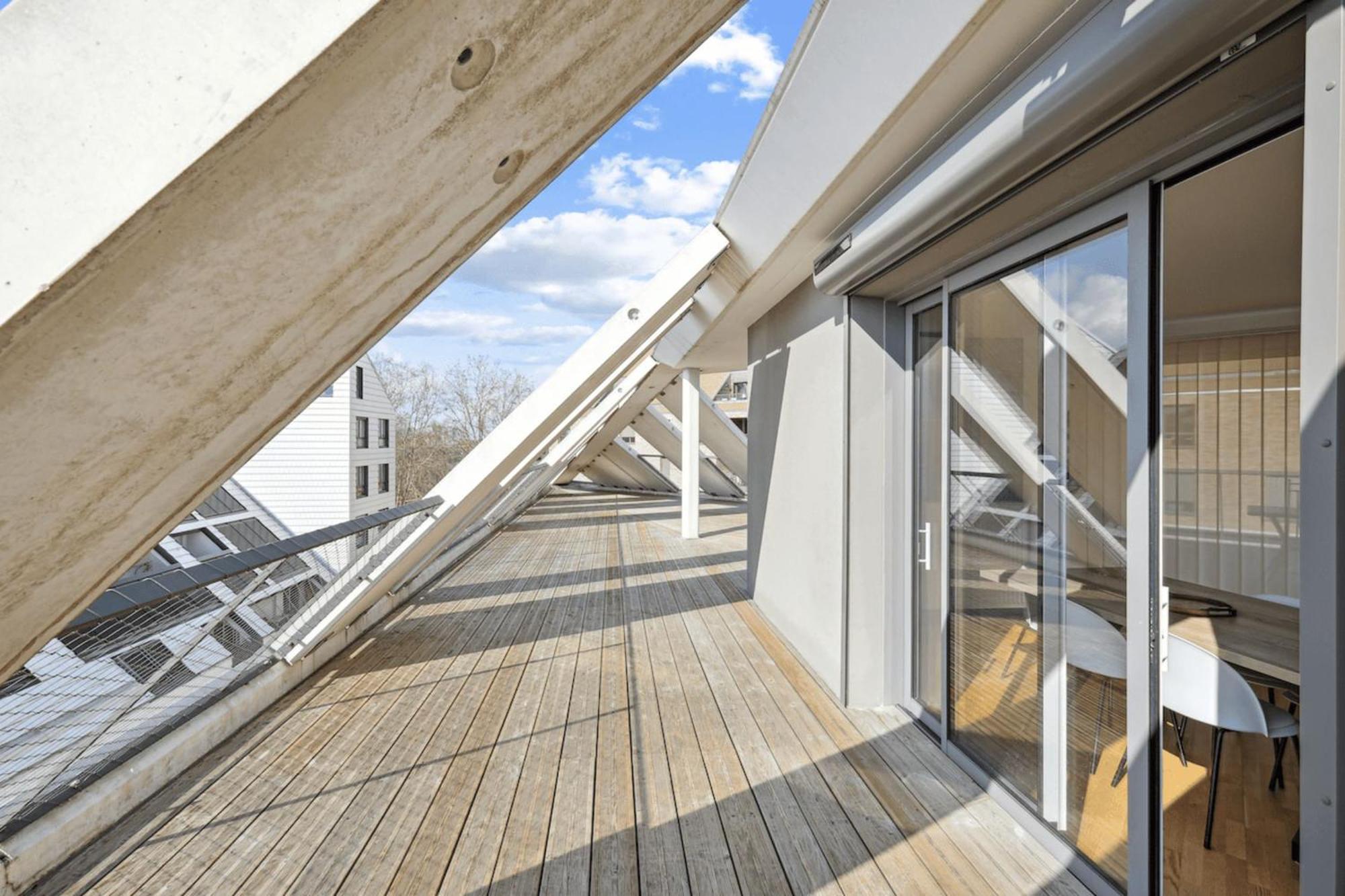Spacious And Bright Apartment Bordeaux