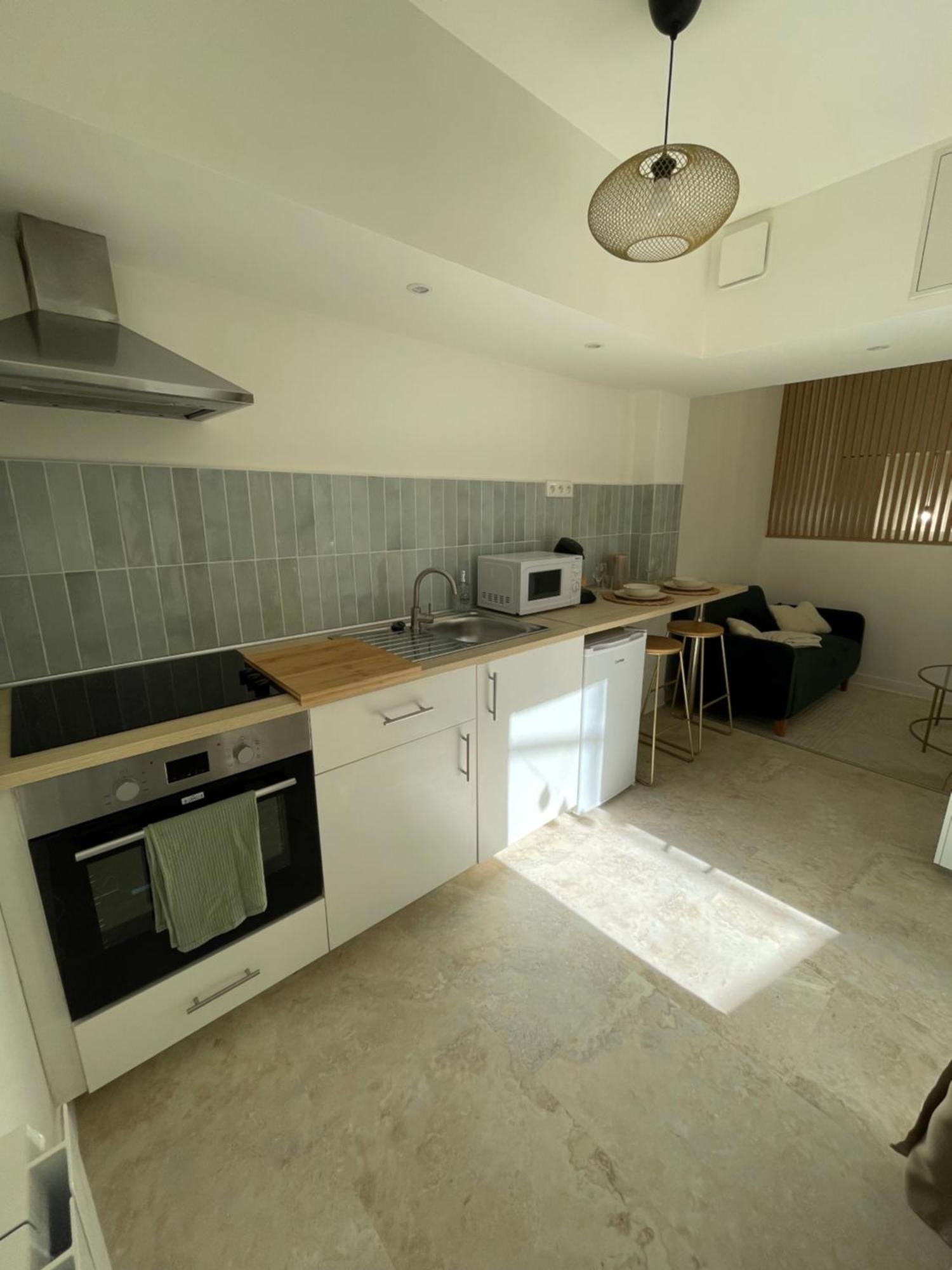 Auma Apartment