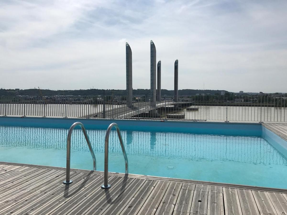 Apartment T2 Piscine Parking Bordeaux
