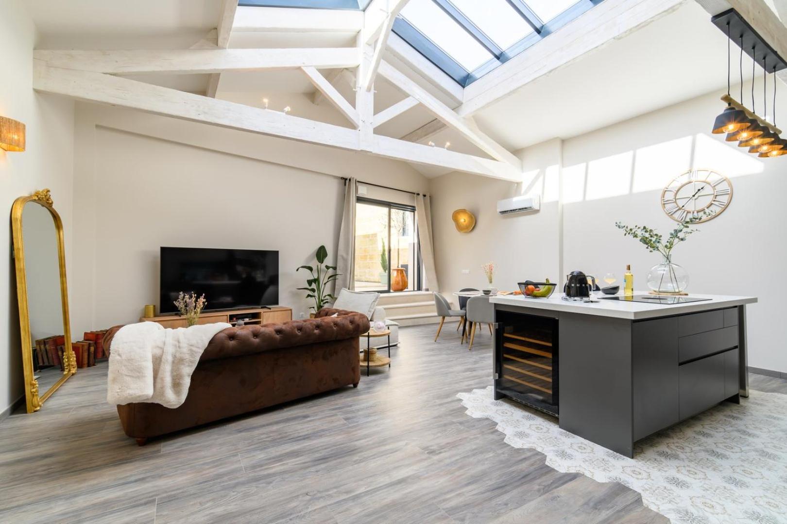 Le Loft ~ Garage ~ Centre-ville ~ Bien D'exception * Bordeaux