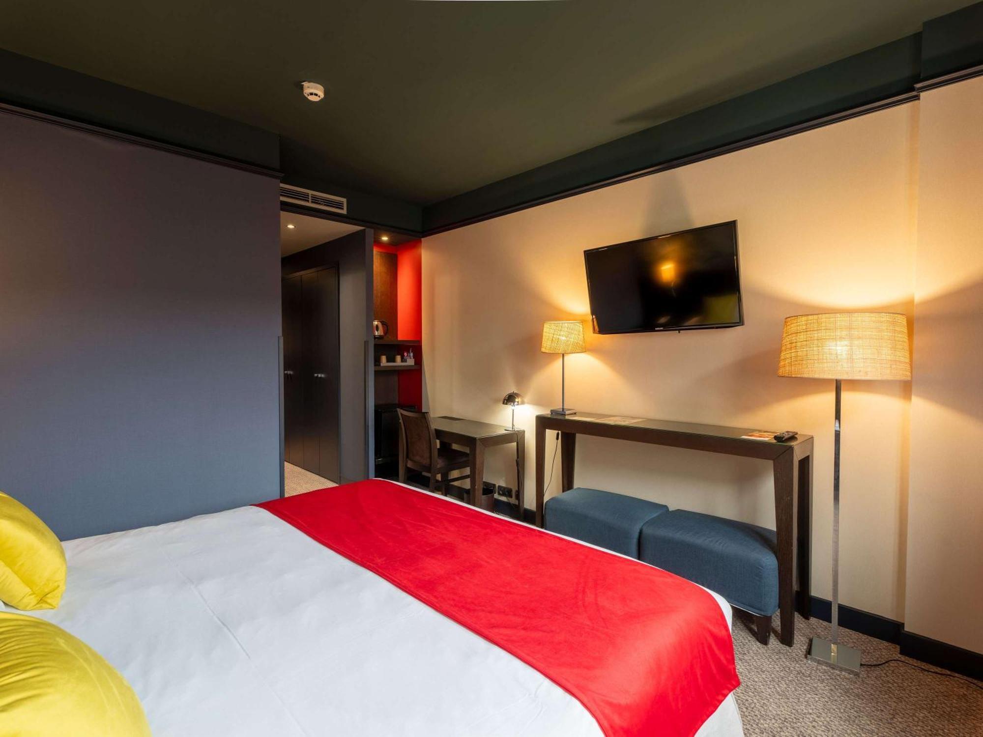 Mercure Chateau Chartrons Hotel 4*