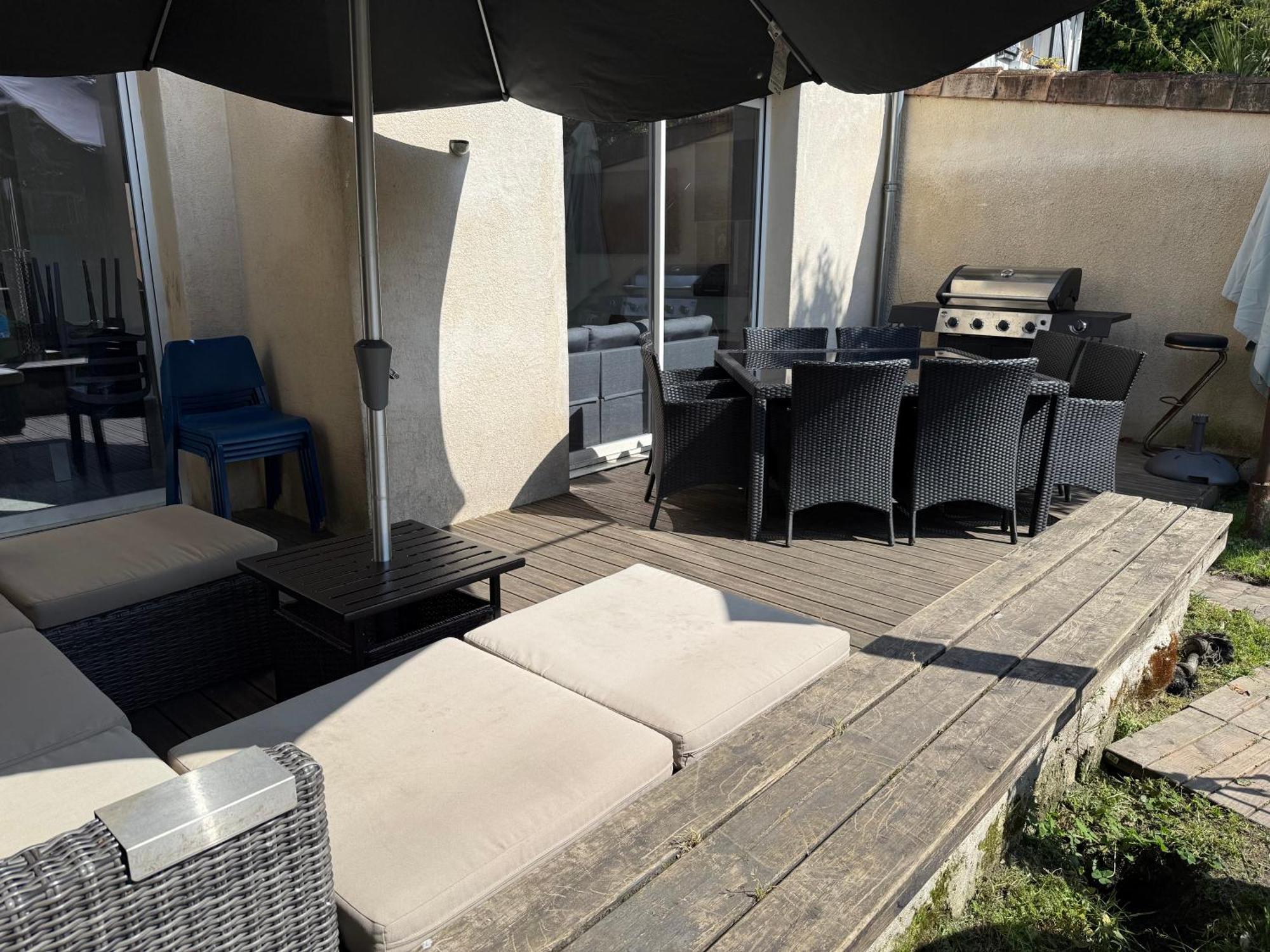 Du Calme En Pleine Jacuzzi Homestay Bordeaux