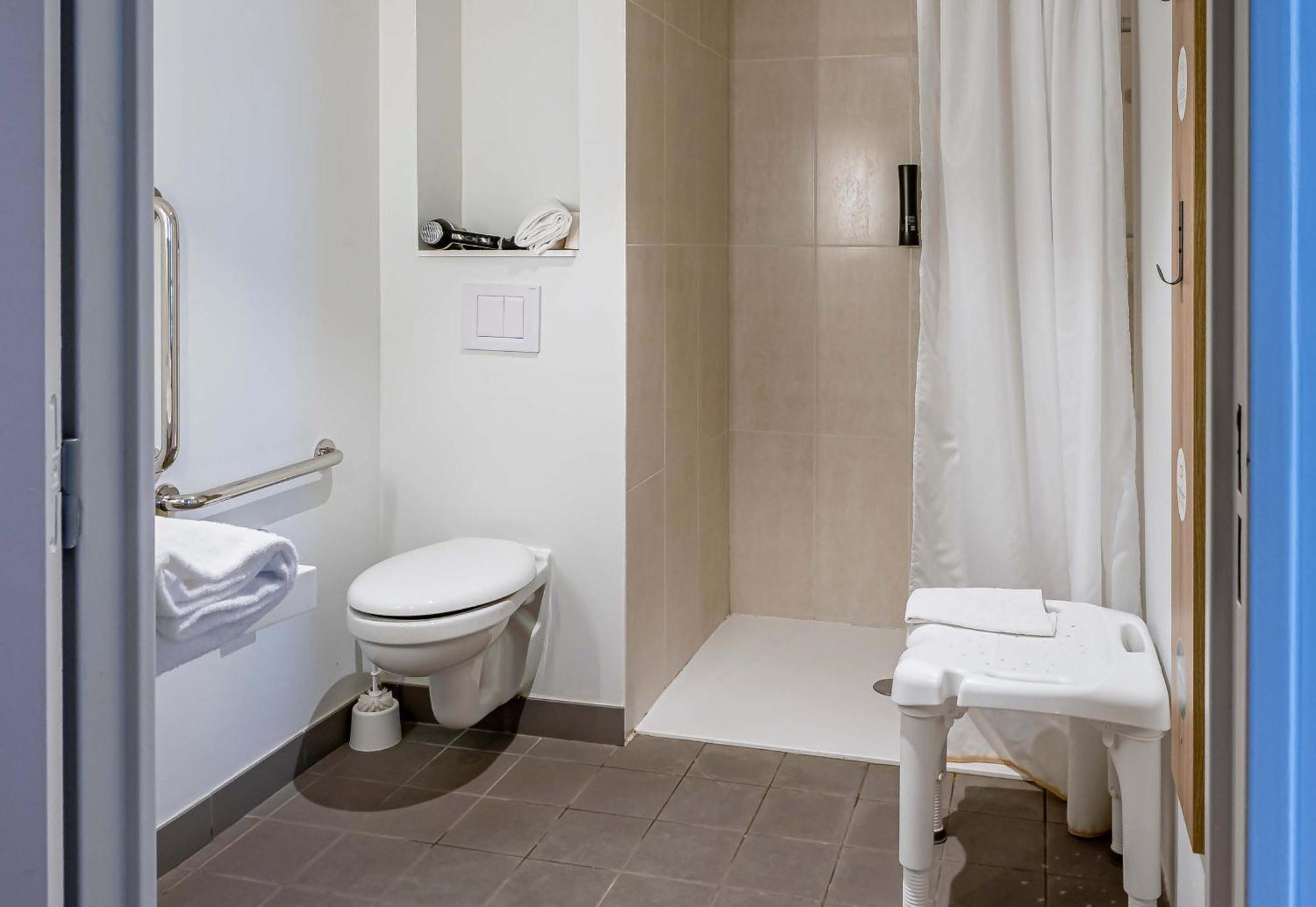 Hotel Bassins A Flot Bordeaux