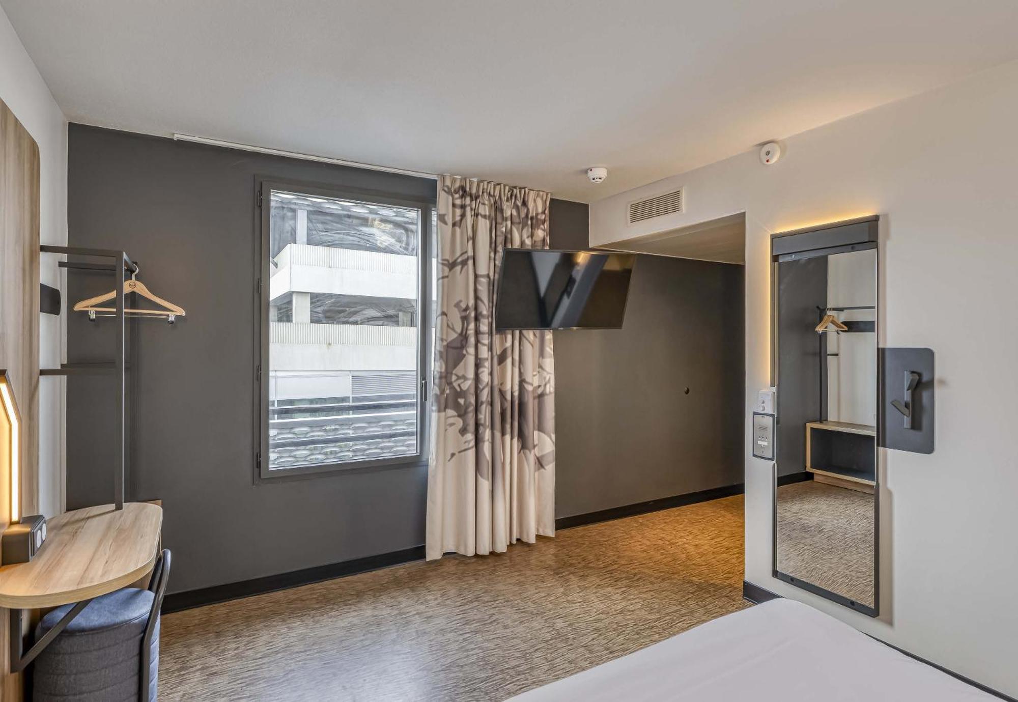 Bassins A Flot Bordeaux
