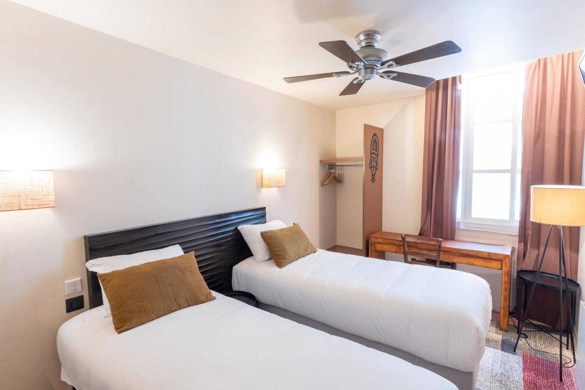 Du Theatre Hotel 2*
