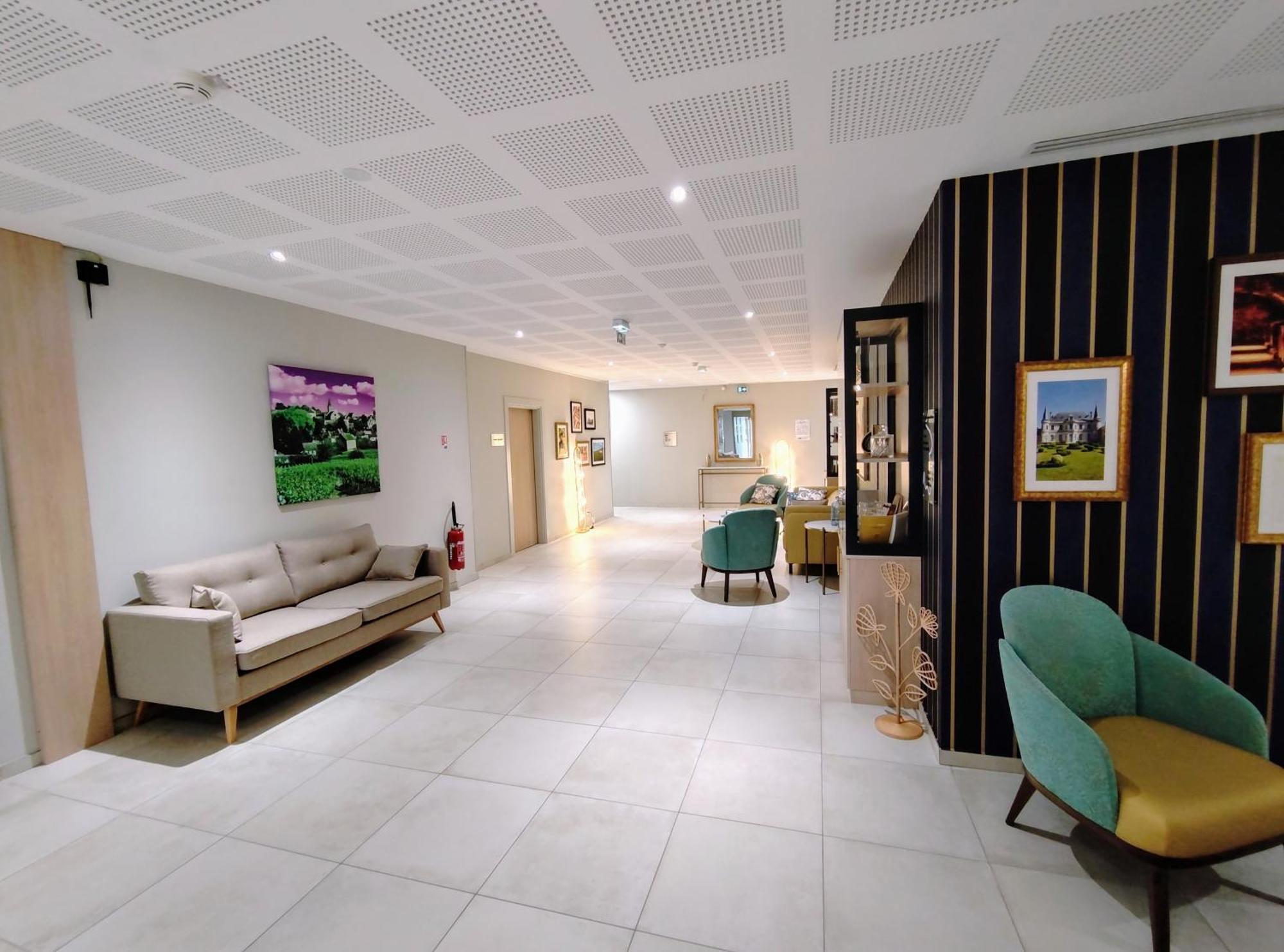 Khách sạn hẻo lánh Zenitude Residences St Jean *