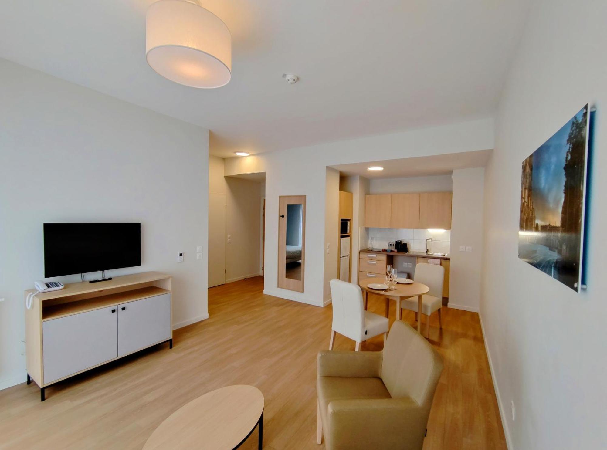 Khách sạn hẻo lánh Zenitude Residences St Jean Bordeaux