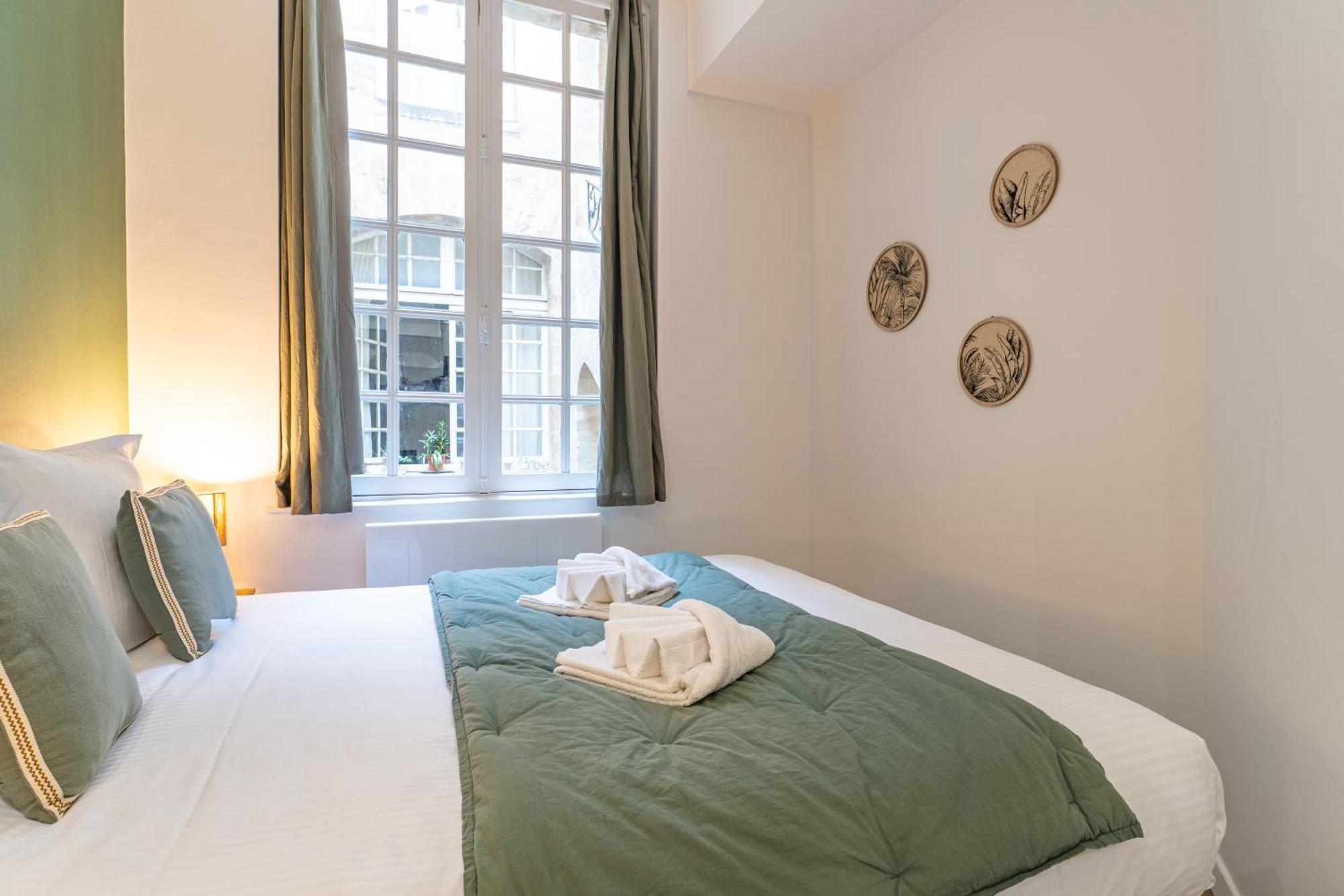 2 En Hyper Centre Avec Balcon Apartment *
