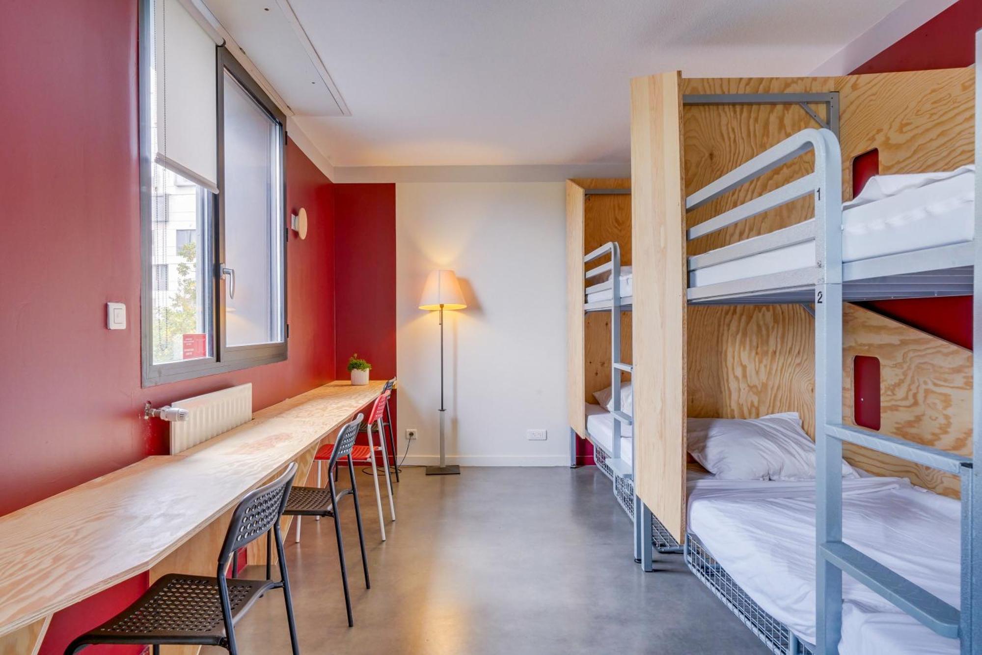 Auberge De Jeunesse Barbey - Youth Hostel Bordeaux Hostel *