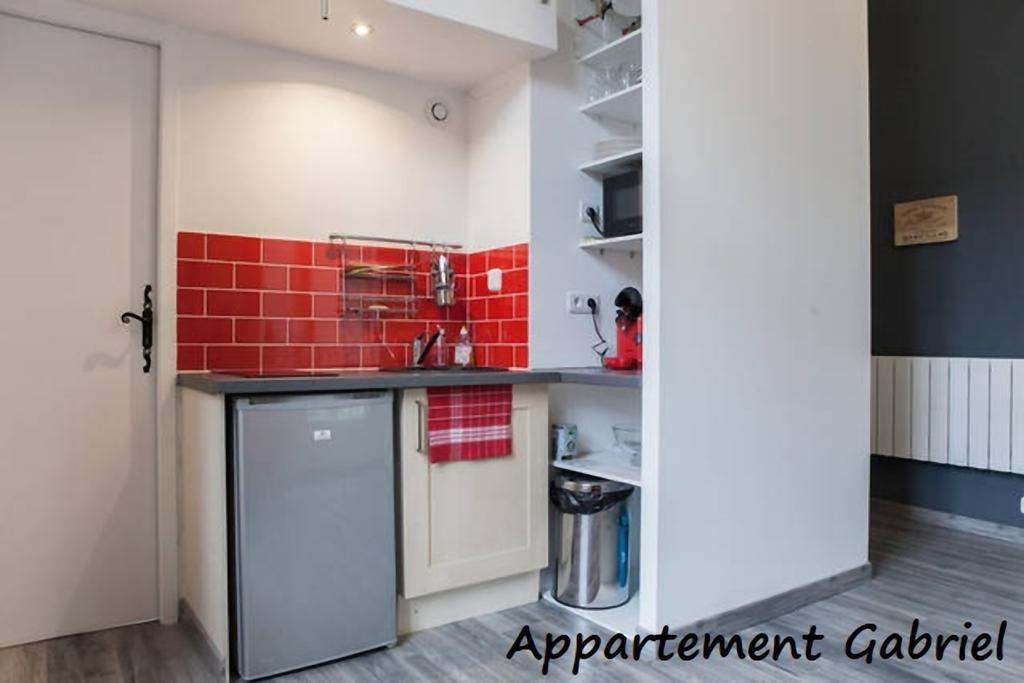 Apartment En Place De La Bourse *