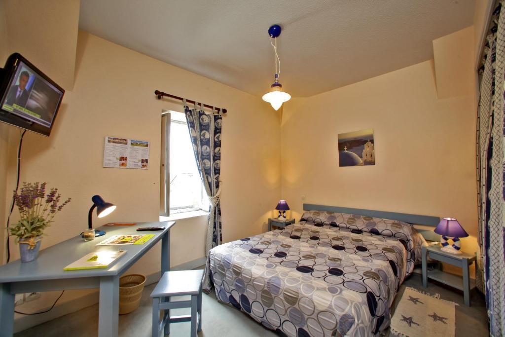 Le Belvedere De Belves Hotel 2*