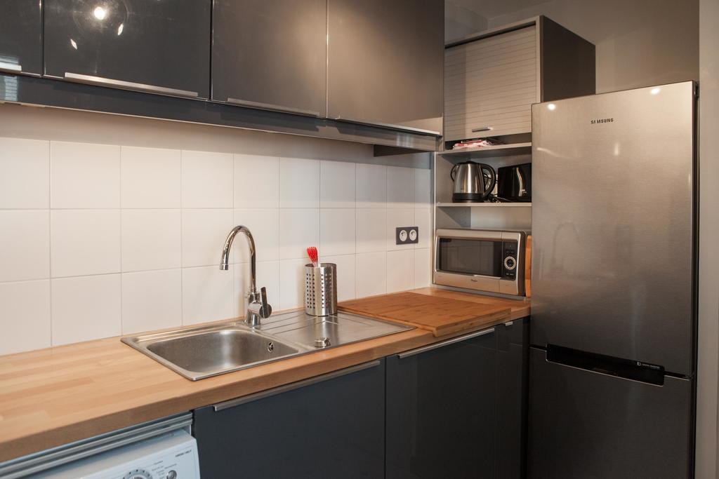 Rue Neuve With Elevator Apartment *