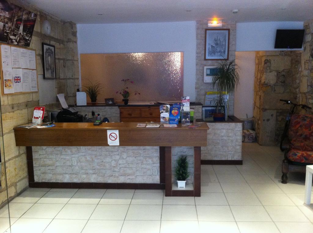 Hotel Saint Remi *