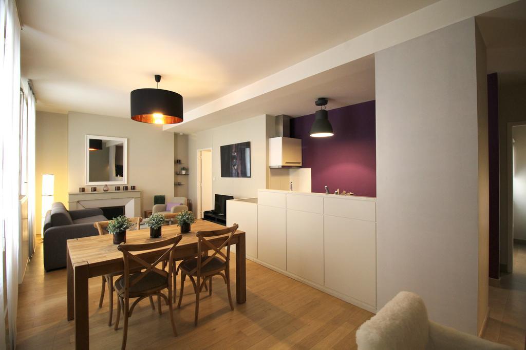 Apartment Locations - Jardin Public