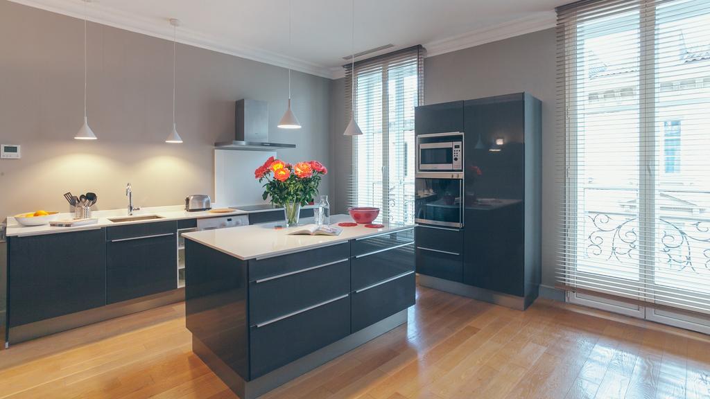 T4 Cours De L'intendance Bed & Breakfast Bordeaux