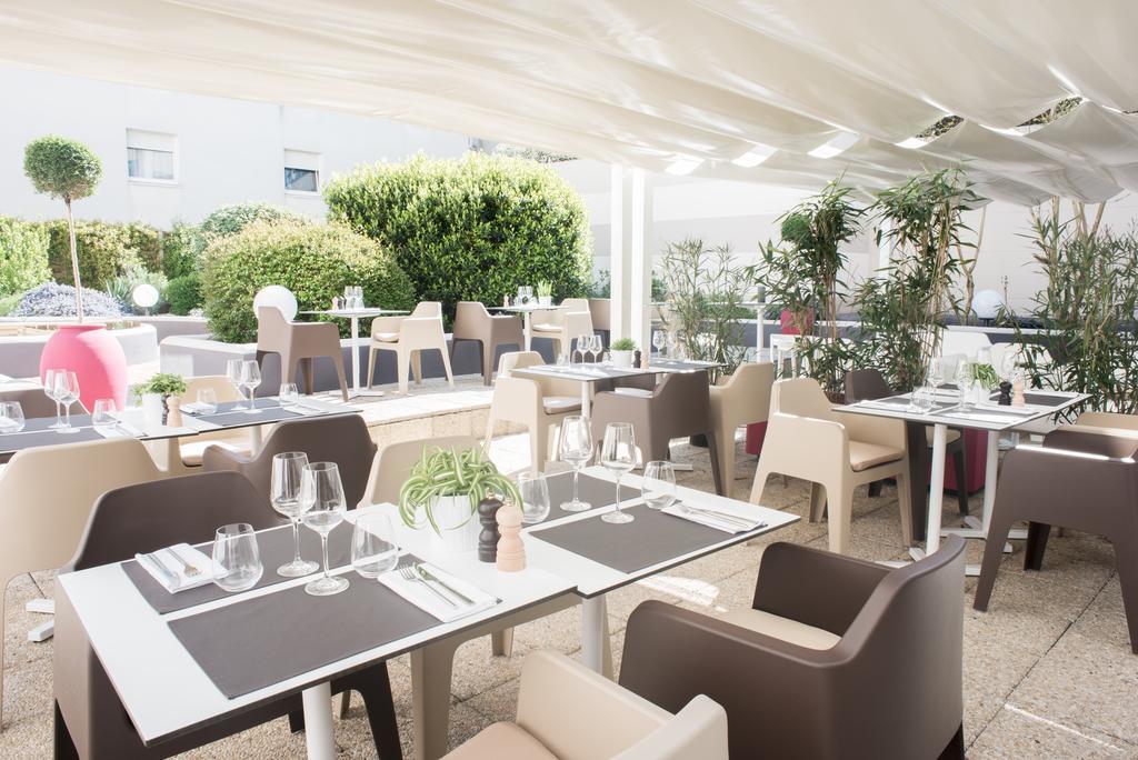 Novotel Centre Gare Saint Jean 4*