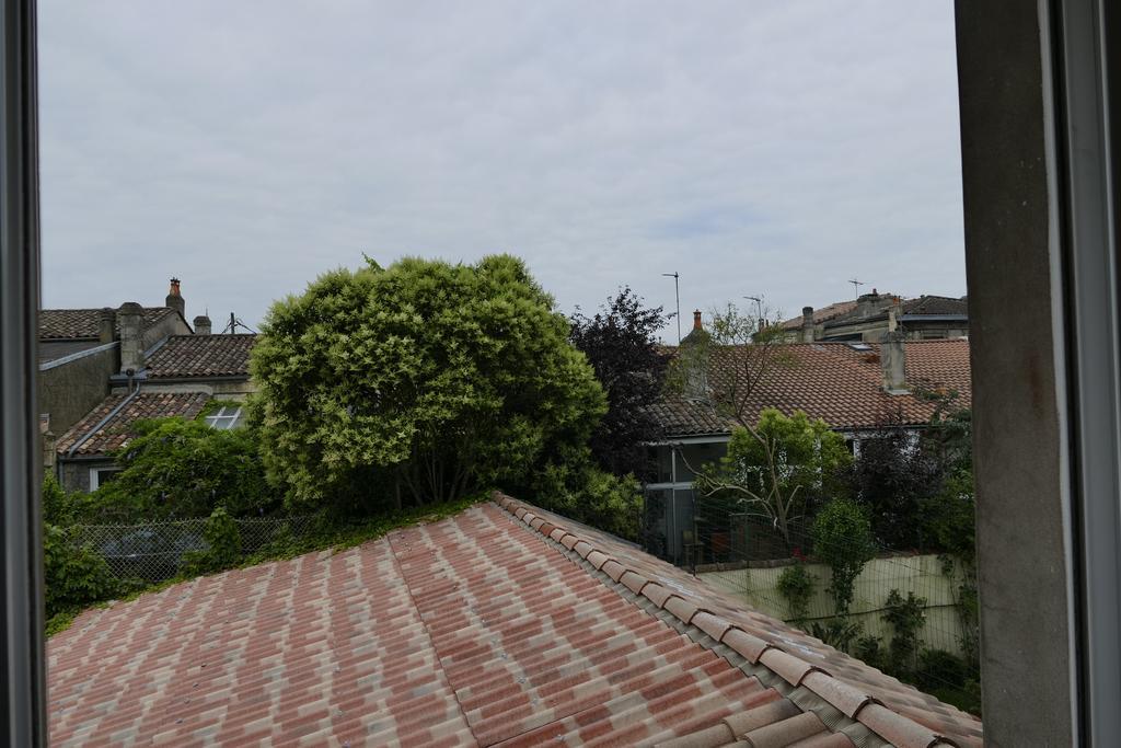 Studio Proche Gare St Jean Apartment *