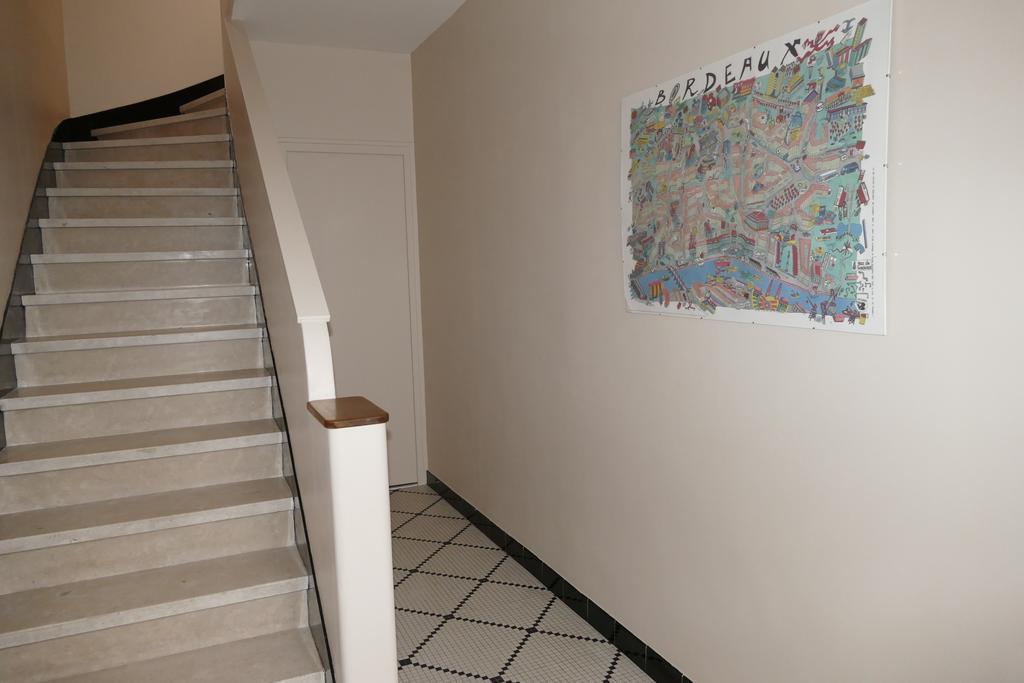 Studio Proche Gare St Jean Apartment