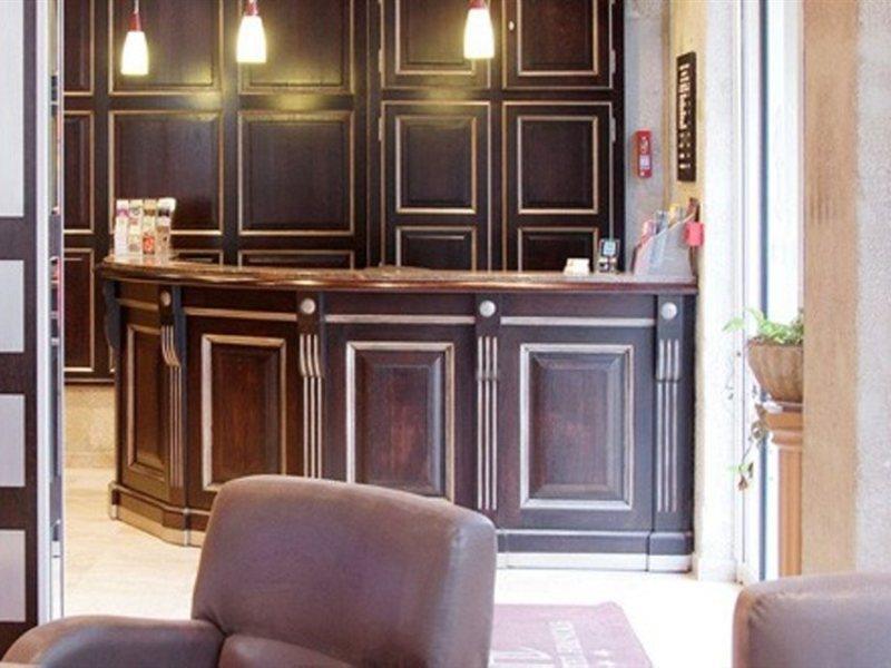 Western Grand Francais Hotel 3*