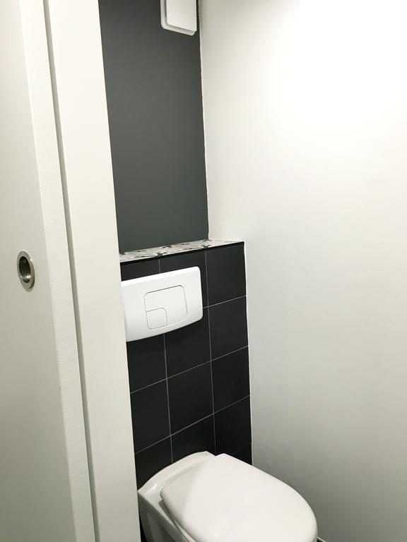 La Loge Du 12 *