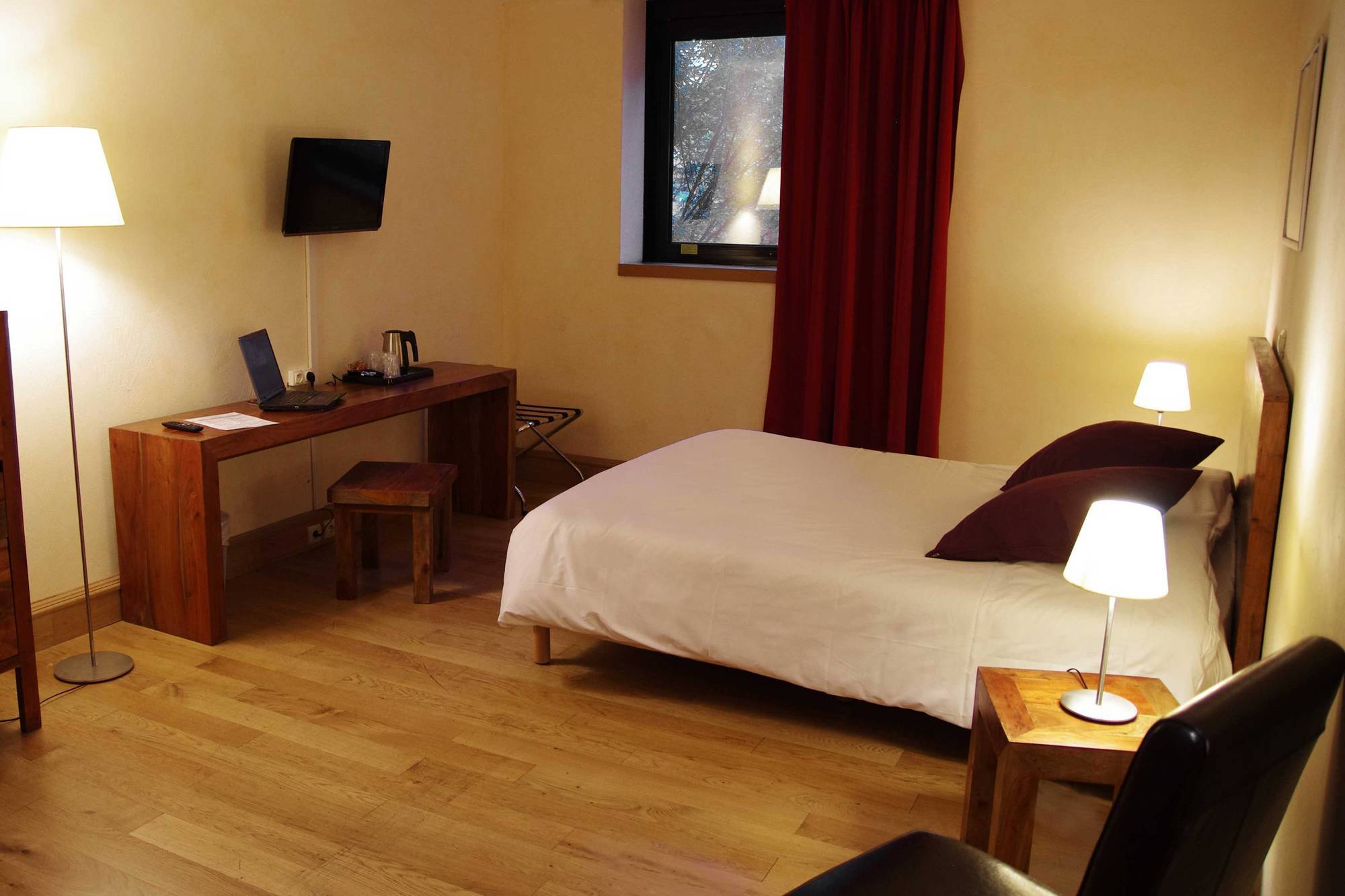 Victoria Garden Centre Aparthotel Bordeaux