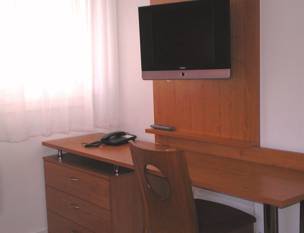 Sejours & Affaires De L'yser 2* Bordeaux