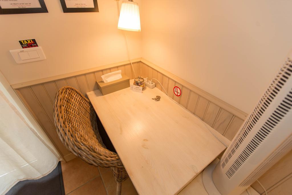 La Maison Cachee Guest house *