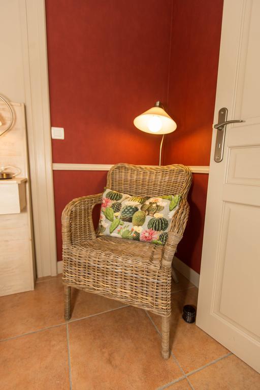 Guest house La Maison Cachee *