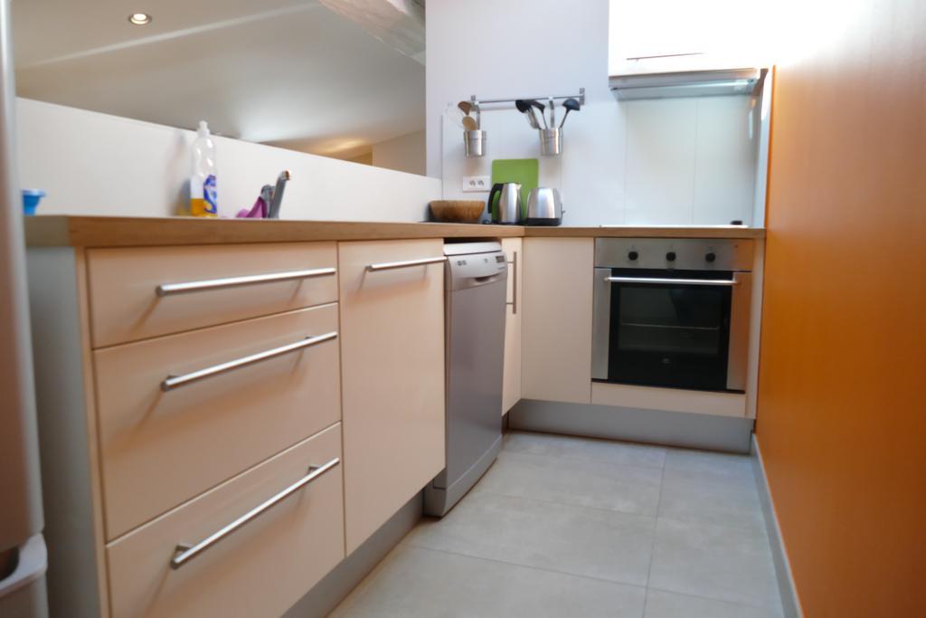 Locations - Jardin Public Apartment *