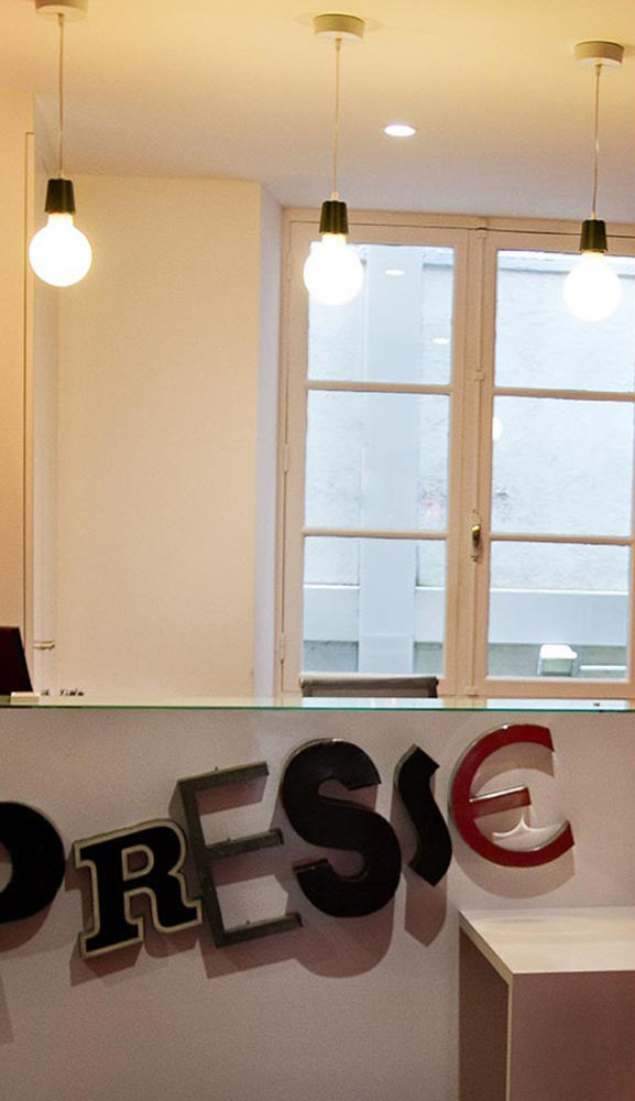 De La Presse Centre 3*