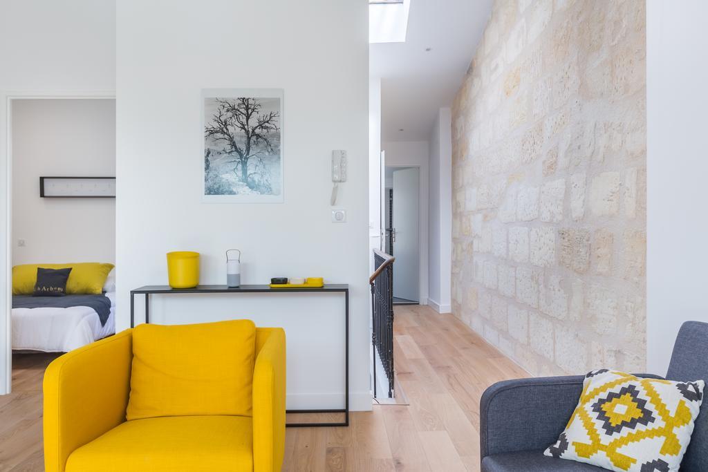 Apartment Unique Design Style Downtown Bordeaux